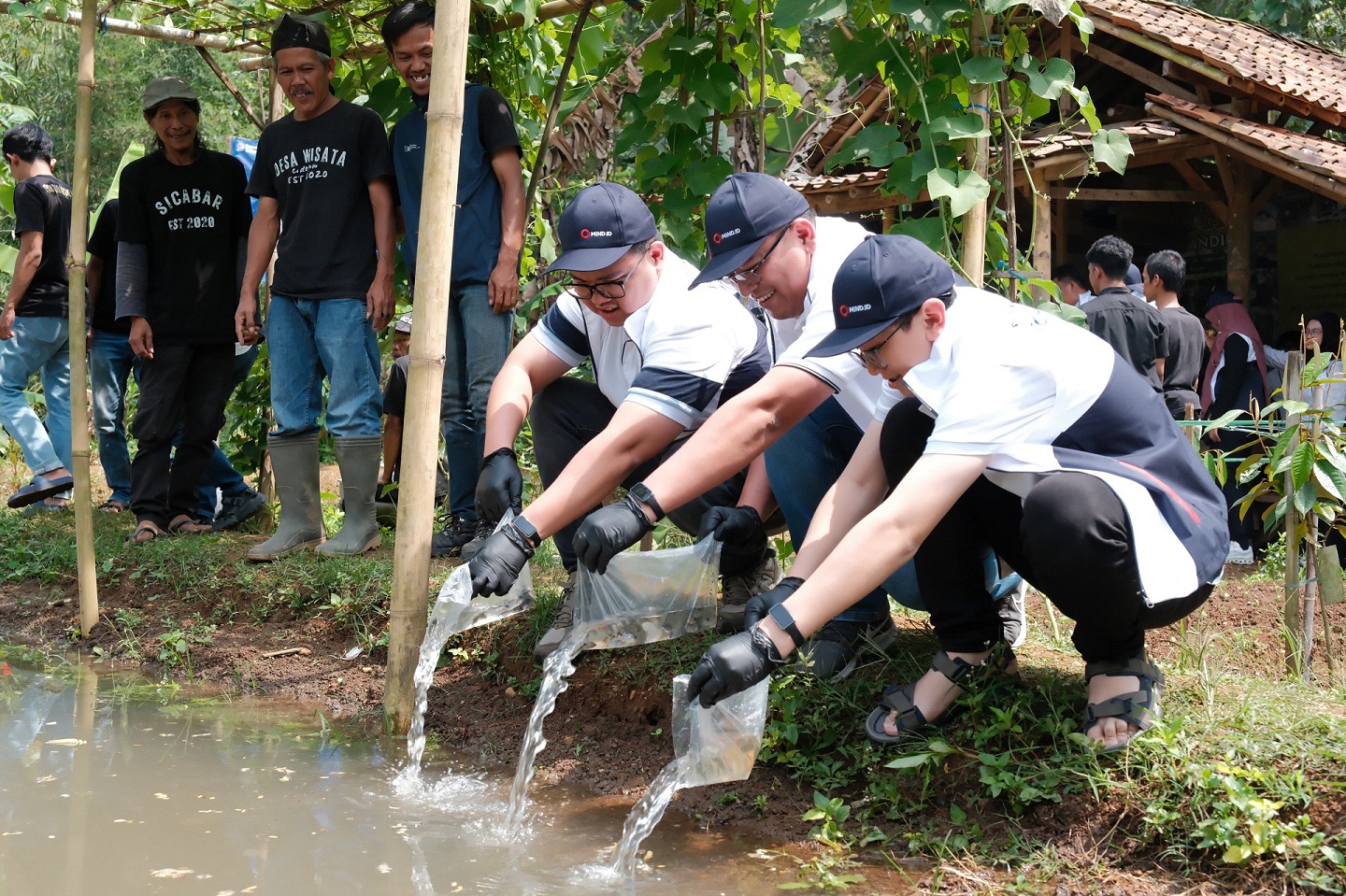 Program Bakti Sosial MIND ID Hadirkan Manfaat Bagi Desa Ciderum