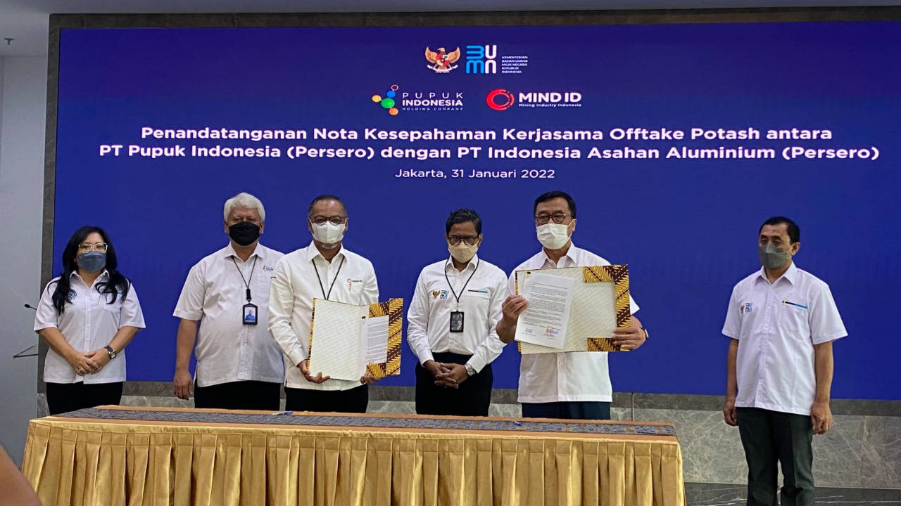 MIND ID dan Pupuk Indonesia Kerjasama Jual Beli Potash Dukung Ketahanan Pangan