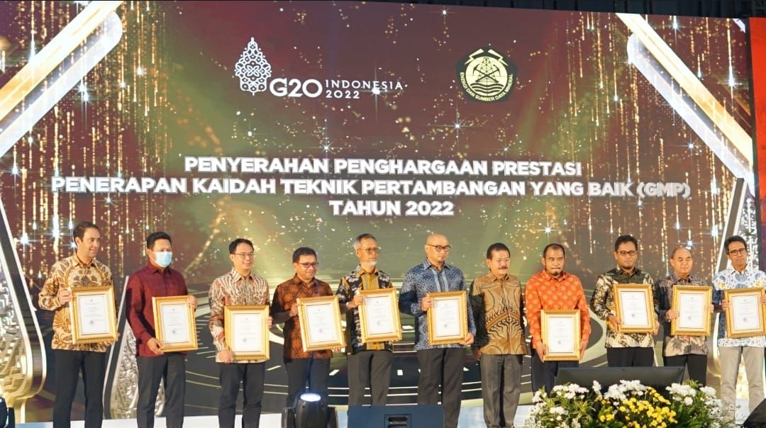 Grup MIND ID Raih Penghargaan Kaidah Pertambangan Yang Baik dari KESDM