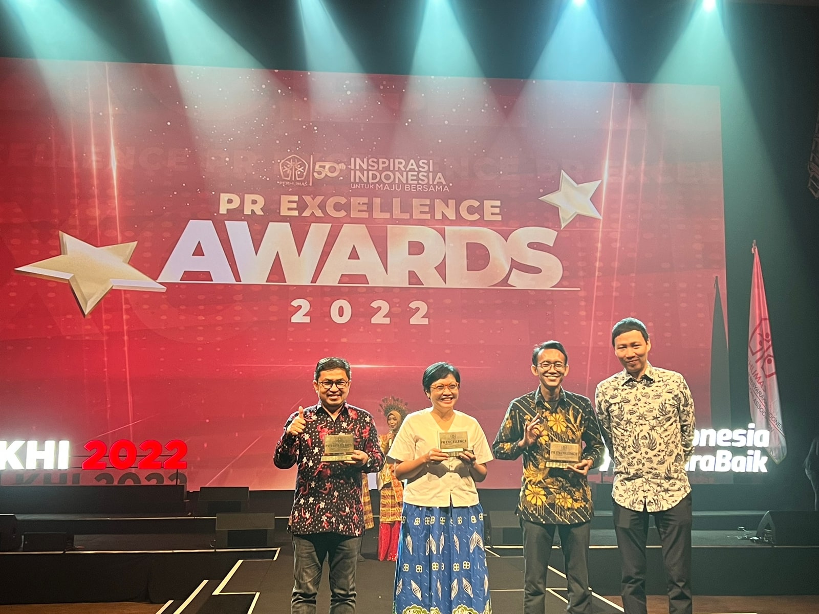 Program Industri Kelapa Terpadu Maluku Utara Binaan PT ANTAM Tbk  Raih Penghargaan PERHUMAS 2022